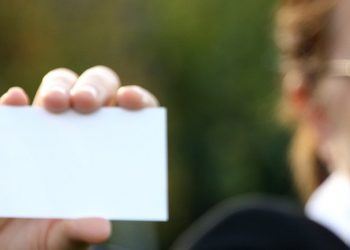 Wizytówki papierowe doskonałym narzędziem marketingowym