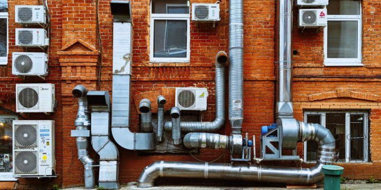 Skuteczna wentylacja do nowoczesnego biura