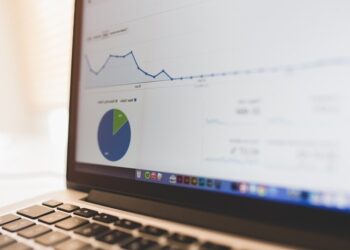 Inshoring - definicja pojęcia oraz korzyści