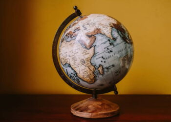 EMEA (Europe, Middle East and Afrika) - definicja i zastosowanie