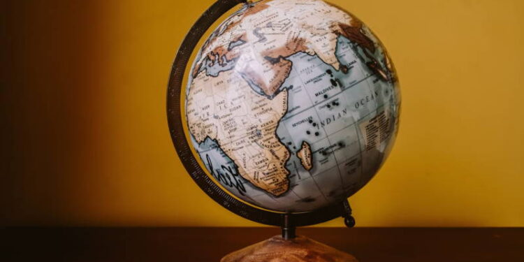 EMEA (Europe, Middle East and Afrika) - definicja i zastosowanie