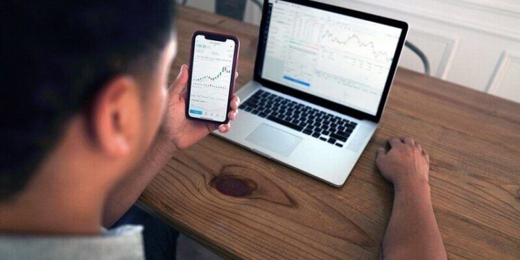 Broker giełdowy - kim jest i jakie są jego obowiązki?