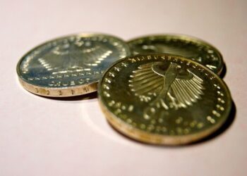 Deflacja - czym jest i na czym polega?