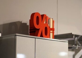 Procent składany - czym jest i jak go obliczyć? Definicja pojęcia