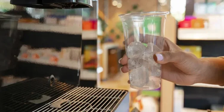 Automat do napojów na bazie syropów - co warto o nim wiedzieć?