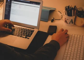 Czym jest umowa o dzieło? Podstawowe informacje