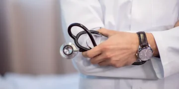 Prywatna opieka medyczna w Warszawie - jak znaleźć lekarza bez tygodniowego czekania